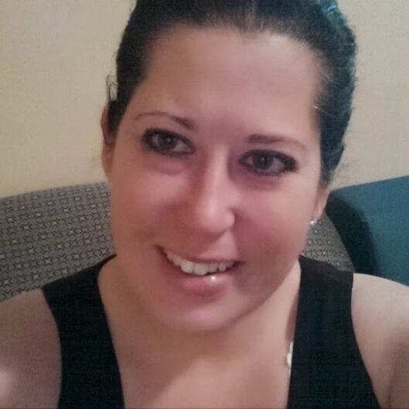 Meet your Posher, Helen - Picture 1 of 1